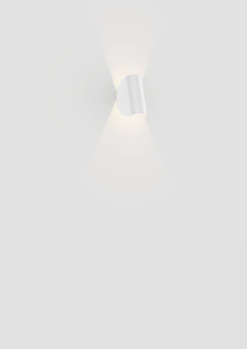 WL101 — Wall Light